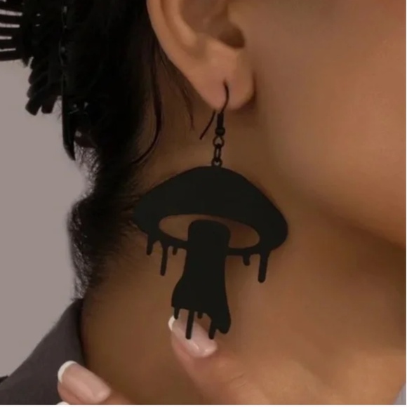 ❤️ FREE Mushroom Drop Boho Peasant Hipster Hippie Art Chic Tie Trendy Earrings - Picture 1 of 3